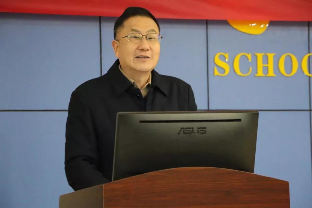 重慶科技學(xué)院副校長肖大志 重慶科技學(xué)院副校長肖大志