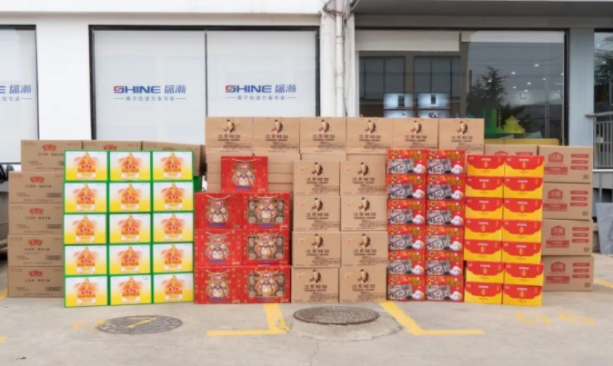 小年至 年味濃！關(guān)懷備至，濃濃溫情暖人心